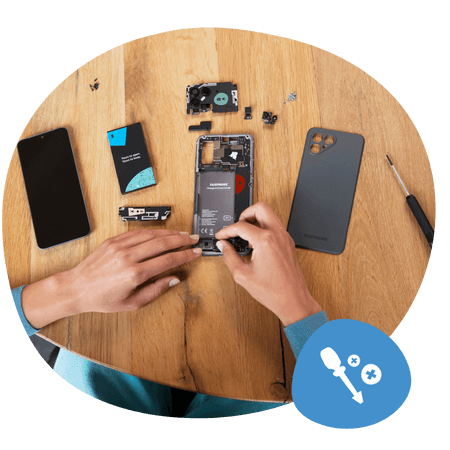 Fairphone that has been disassembled 